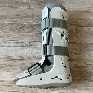 Aircast FP Walker Brace/Walking Boot Full Size Medium